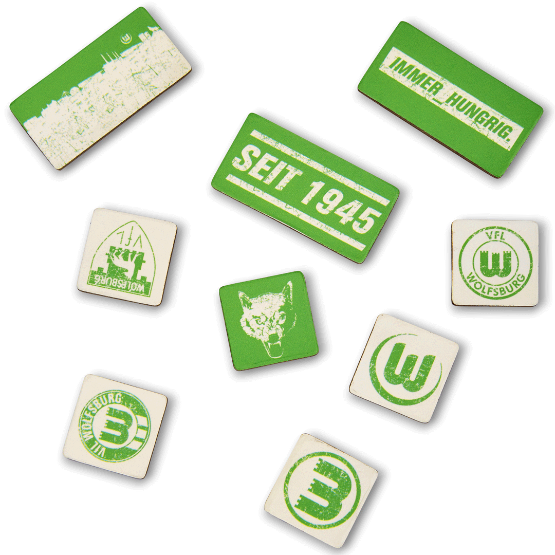 Das Foto zeigt ein Set aus 9 Magneten mit unterschiedlichen Motiven vom VfL Wolfsburg.
