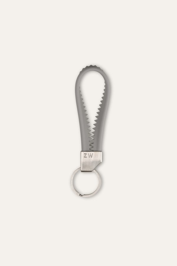 Das Foto zeigt den Schlüsselanhänger "Keder" von der Marke Zweitwerk.