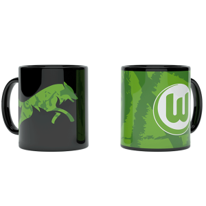 Das Foto zeigt die Tasse "Magic Mug" vom VfL Wolfsburg.